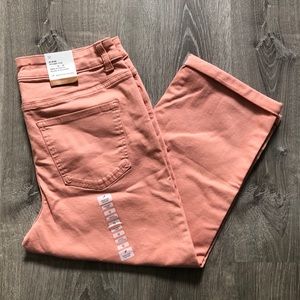 Denver Hayes Hi-Rise Straight Crop Pants